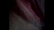 Любовник сосет задницу зрелой толстушки в фиолетовых трусишках на вебку